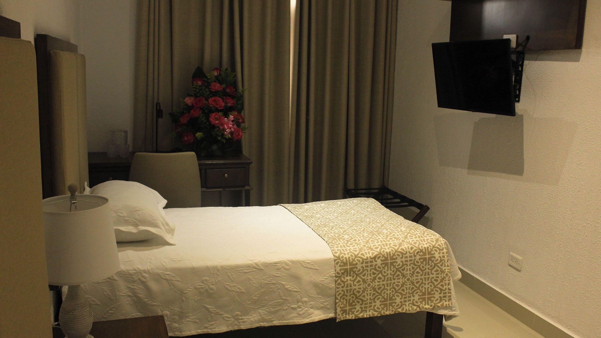 Dorado Plaza Centro Historico Hotel 3*