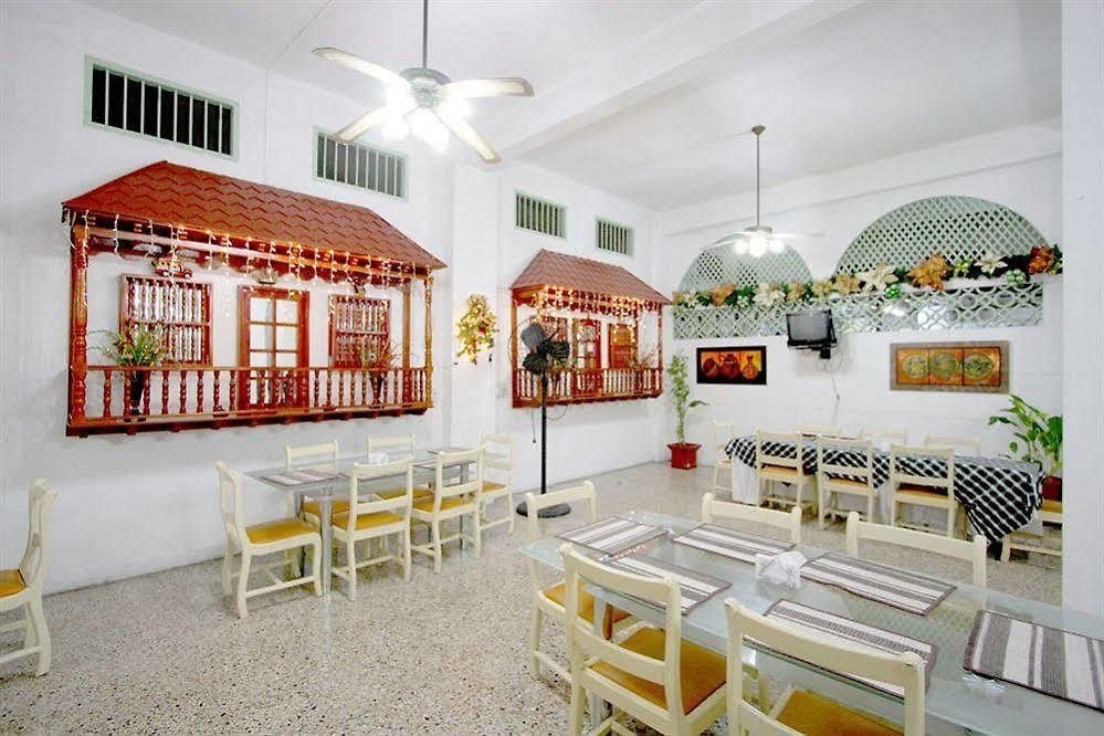 Dorado Plaza Centro Historico Hotel 3*