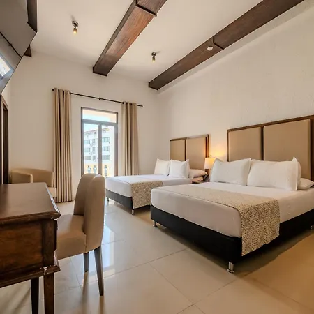 Dorado Plaza Centro Historico Hotel 3*