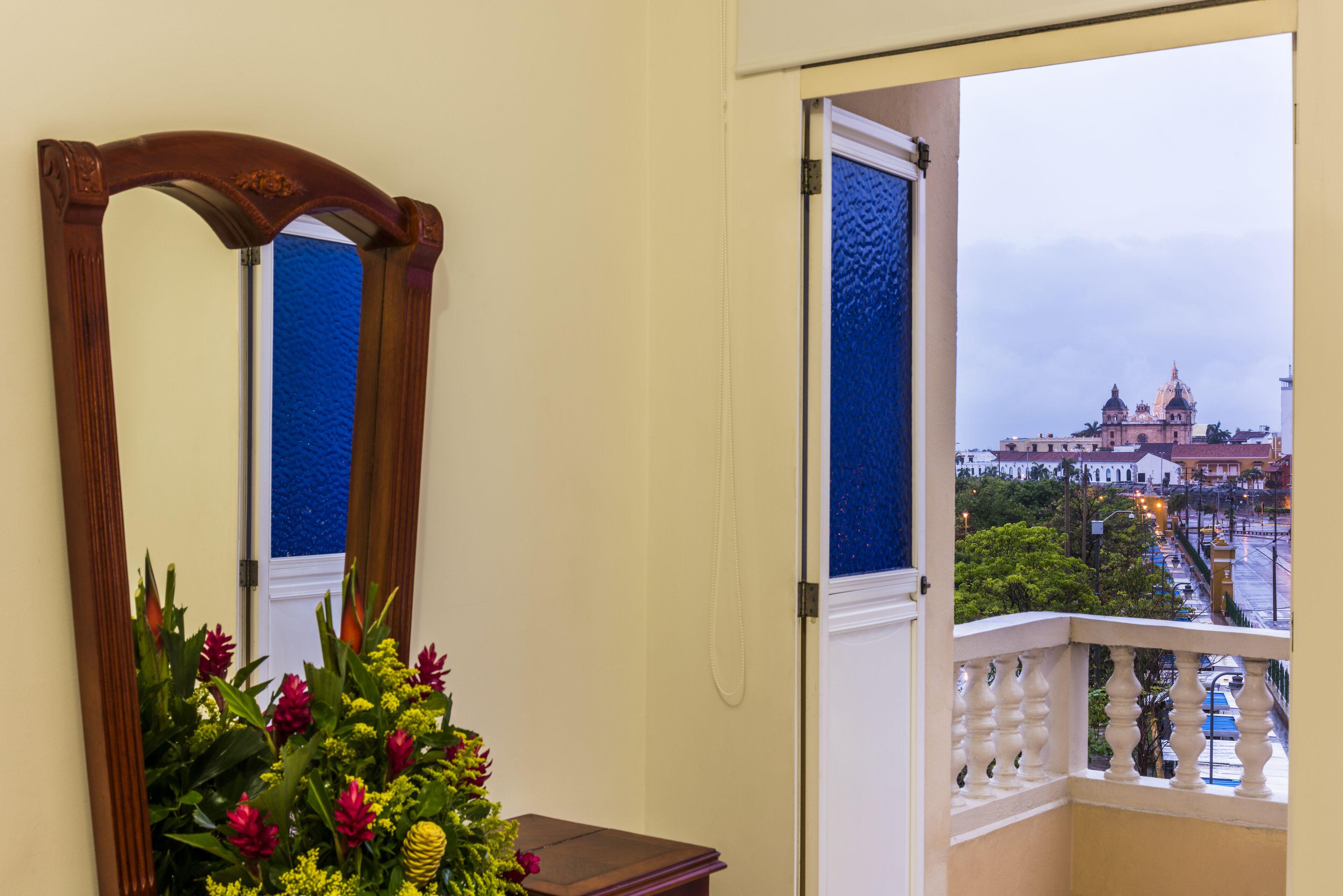 Dorado Plaza Centro Histórico Hotel 3*