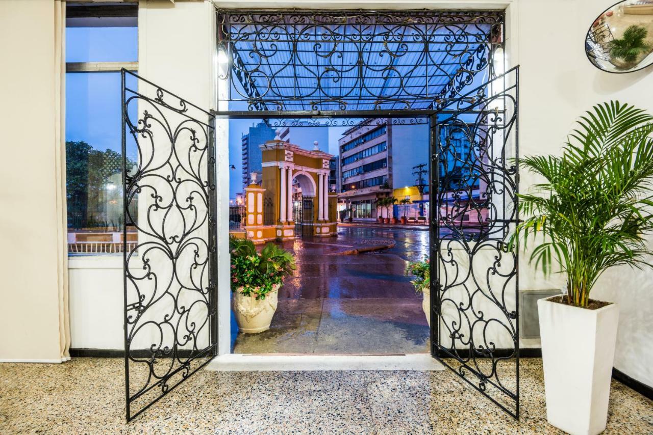 Dorado Plaza Centro Histórico