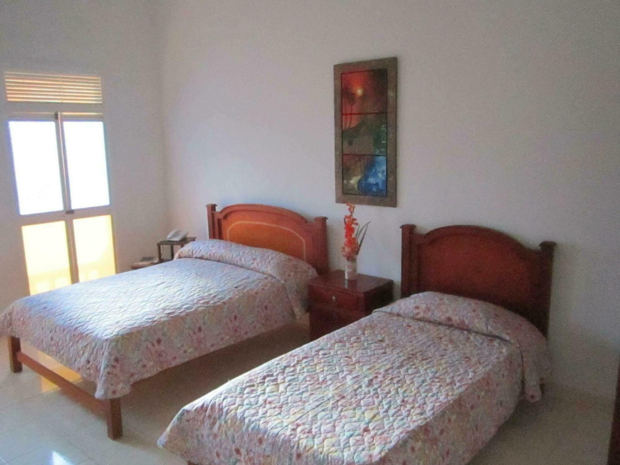 Hotel Dorado Plaza Centro Histórico 3*
