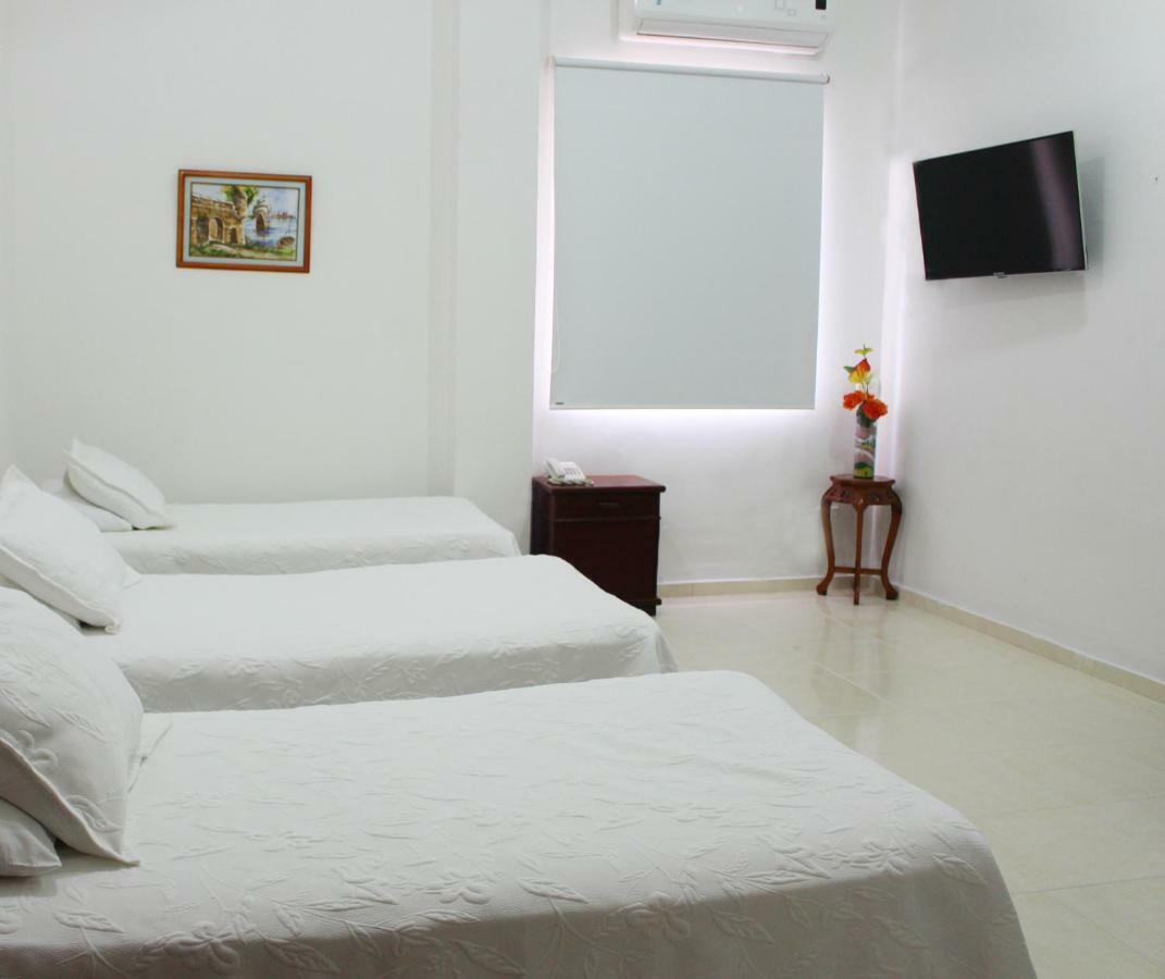 Dorado Plaza Centro Histórico Hotel 3*