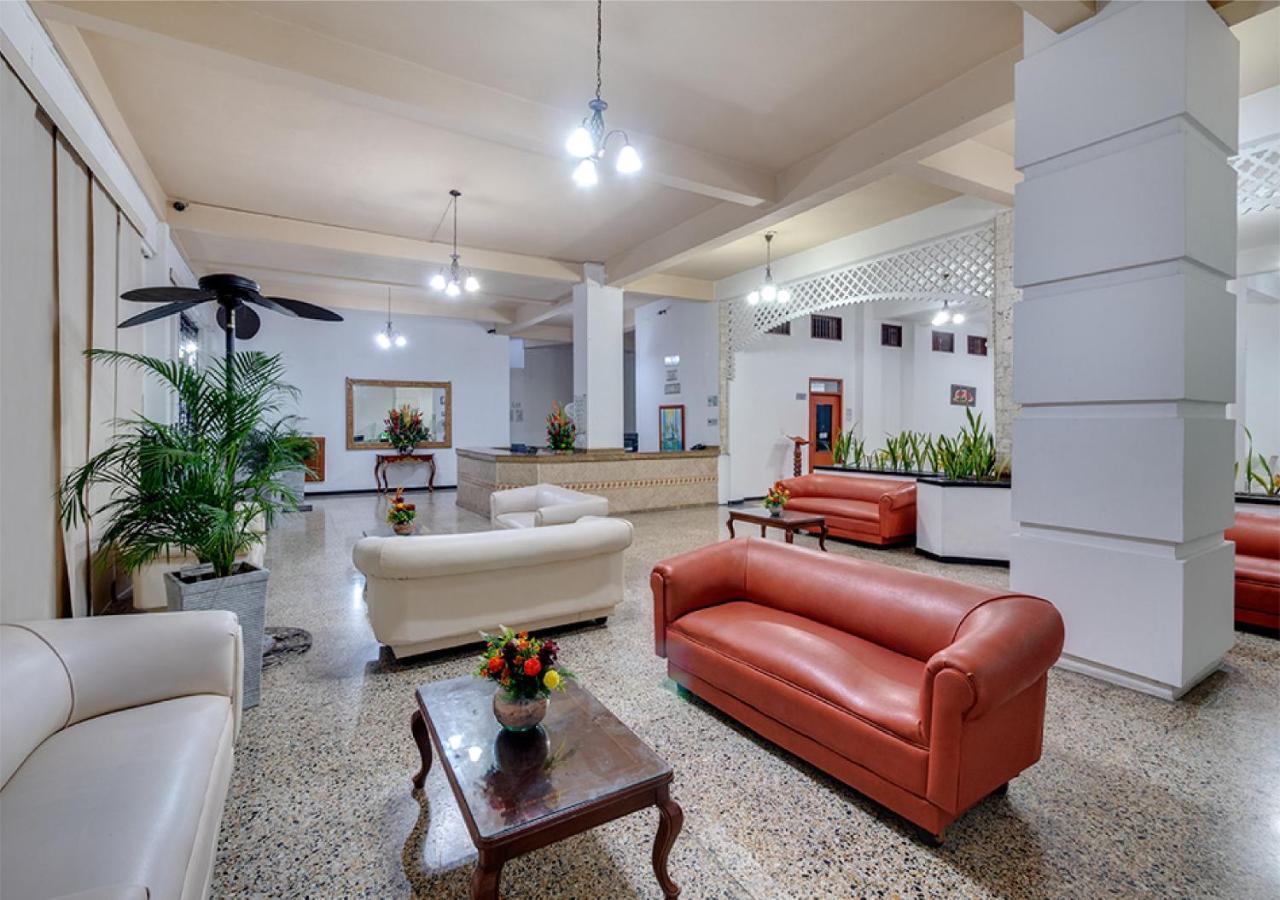 Dorado Plaza Centro Histórico Hotel