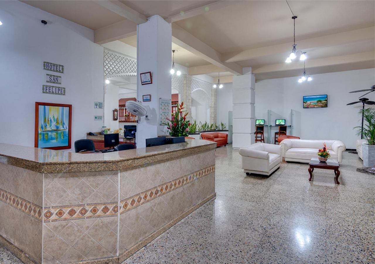 Dorado Plaza Centro Histórico Hotel 3*