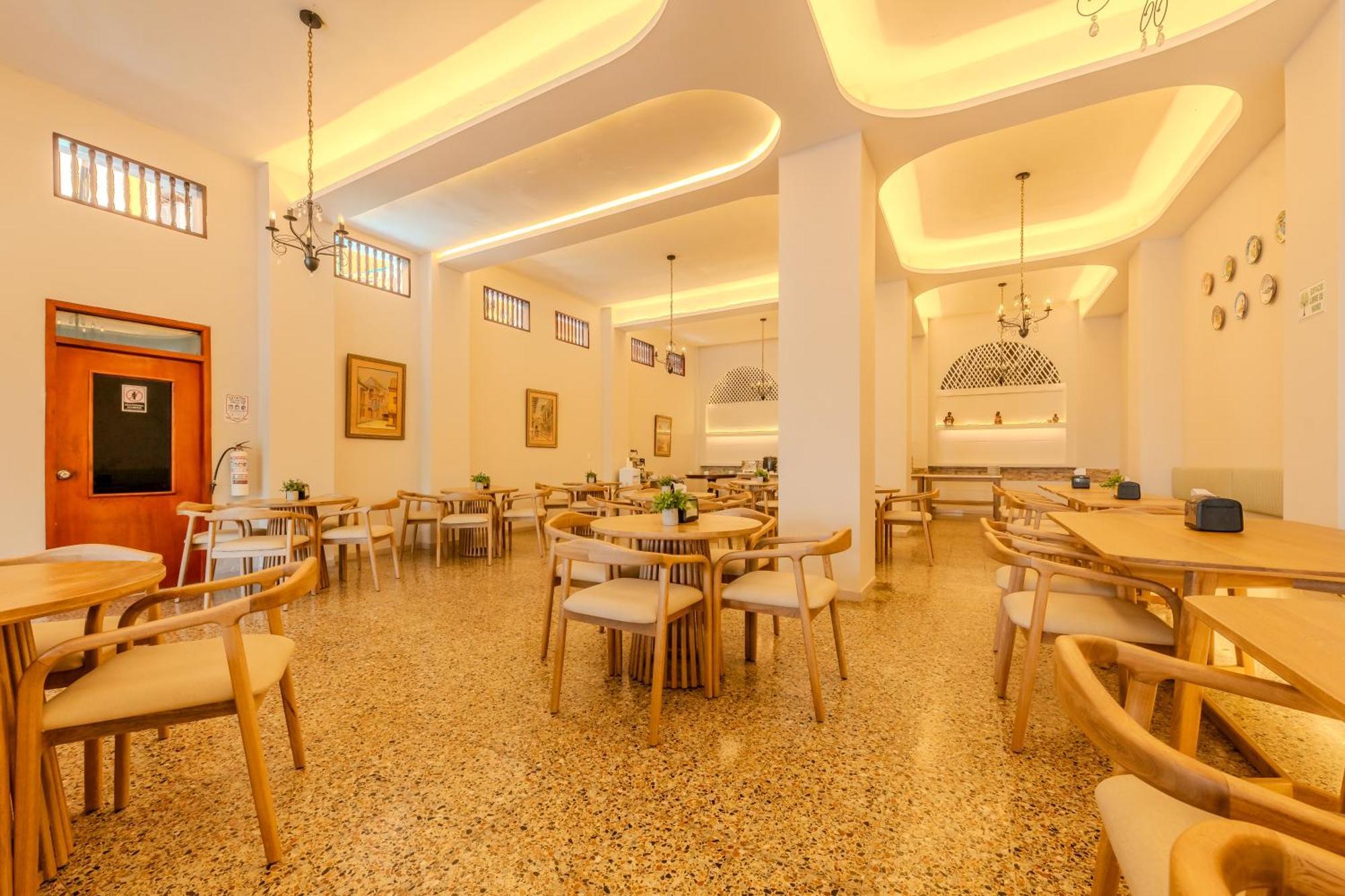 Hotel Dorado Plaza Centro Histórico 3*